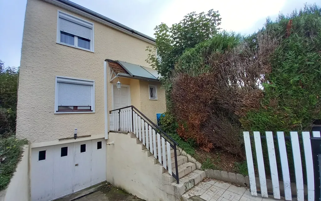 Achat maison à vendre 4 chambres 101 m² - Blanzy