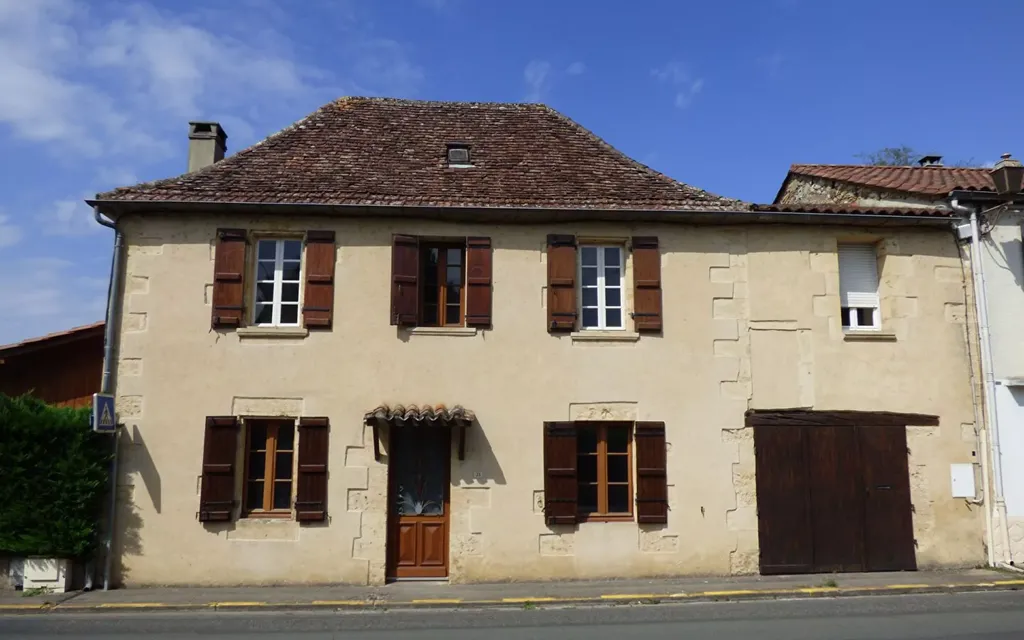 Achat maison à vendre 3 chambres 141 m² - Saint-Agne