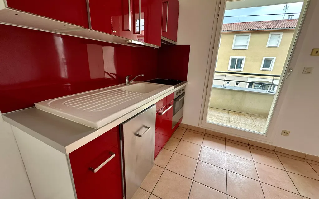 Achat appartement à vendre 2 pièces 47 m² - Saint-Laurent-d'Agny