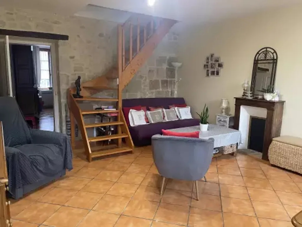 Achat maison à vendre 2 chambres 92 m² - Loudun