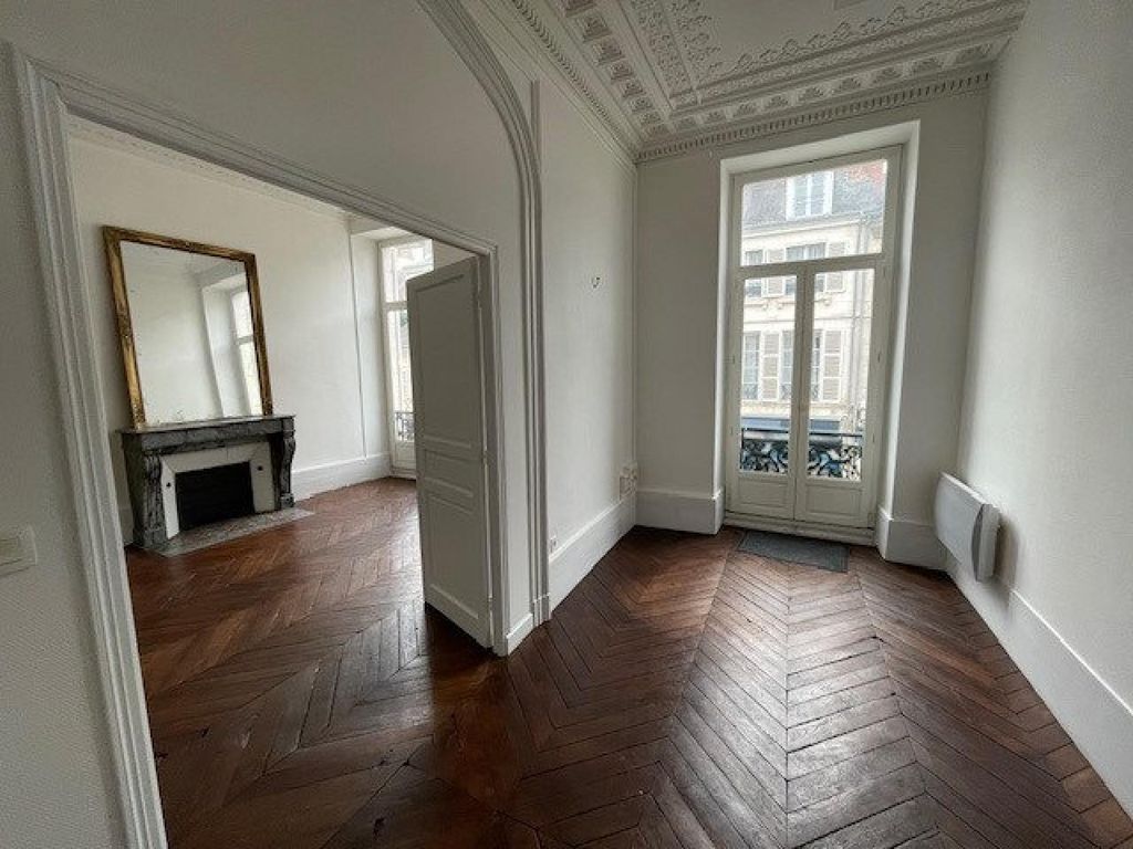 Achat appartement à vendre 8 pièces 130 m² - Orléans