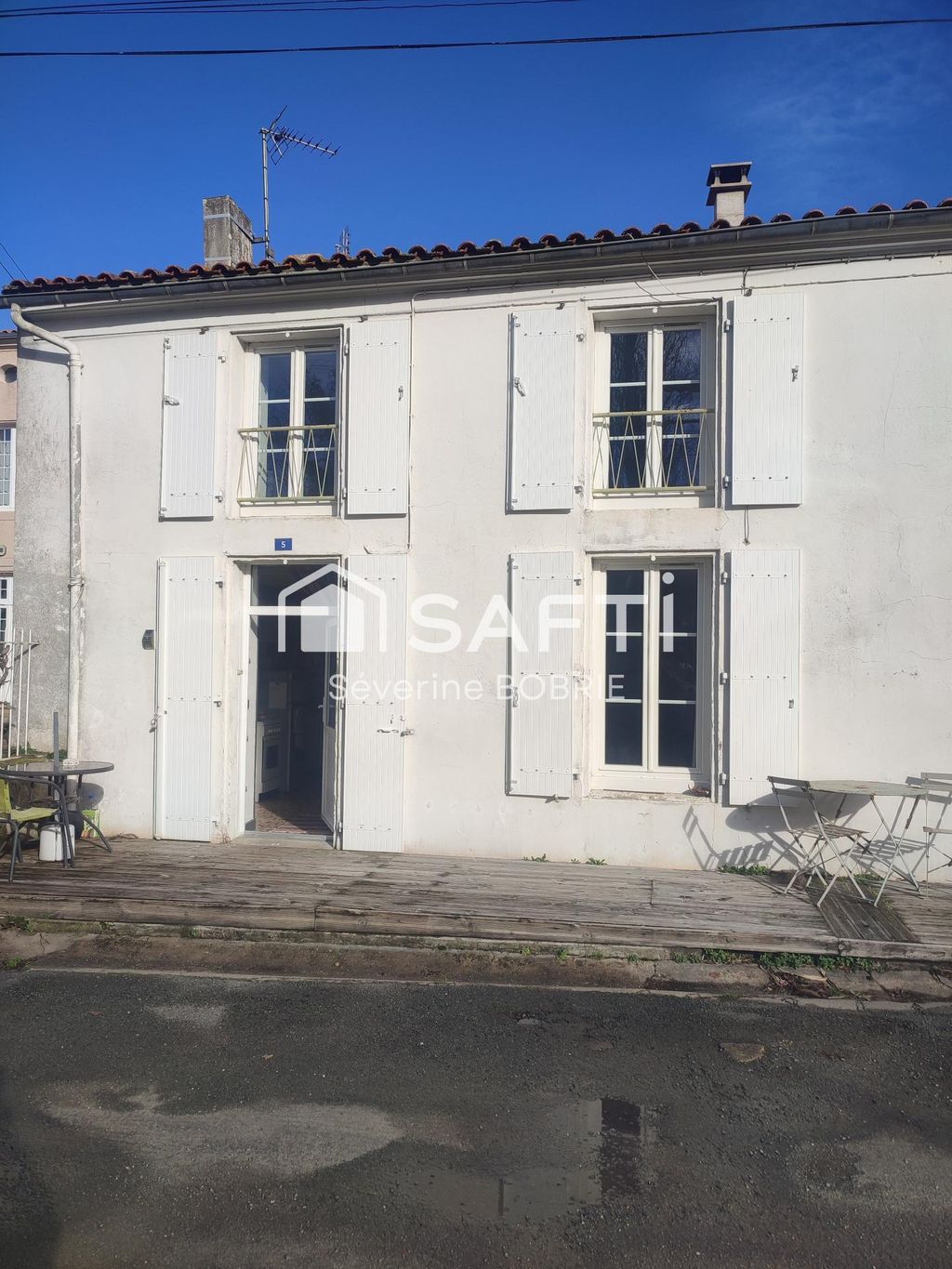 Achat maison à vendre 3 chambres 80 m² - Tonnay-Charente