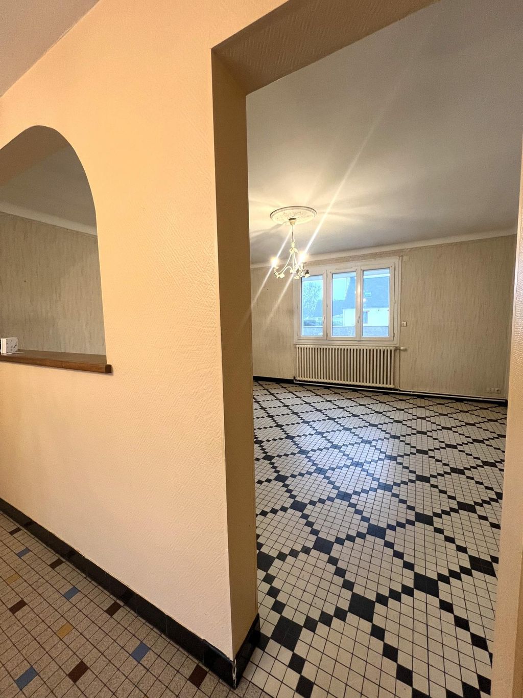 Achat maison à vendre 3 chambres 93 m² - Saint-Aubin-des-Châteaux