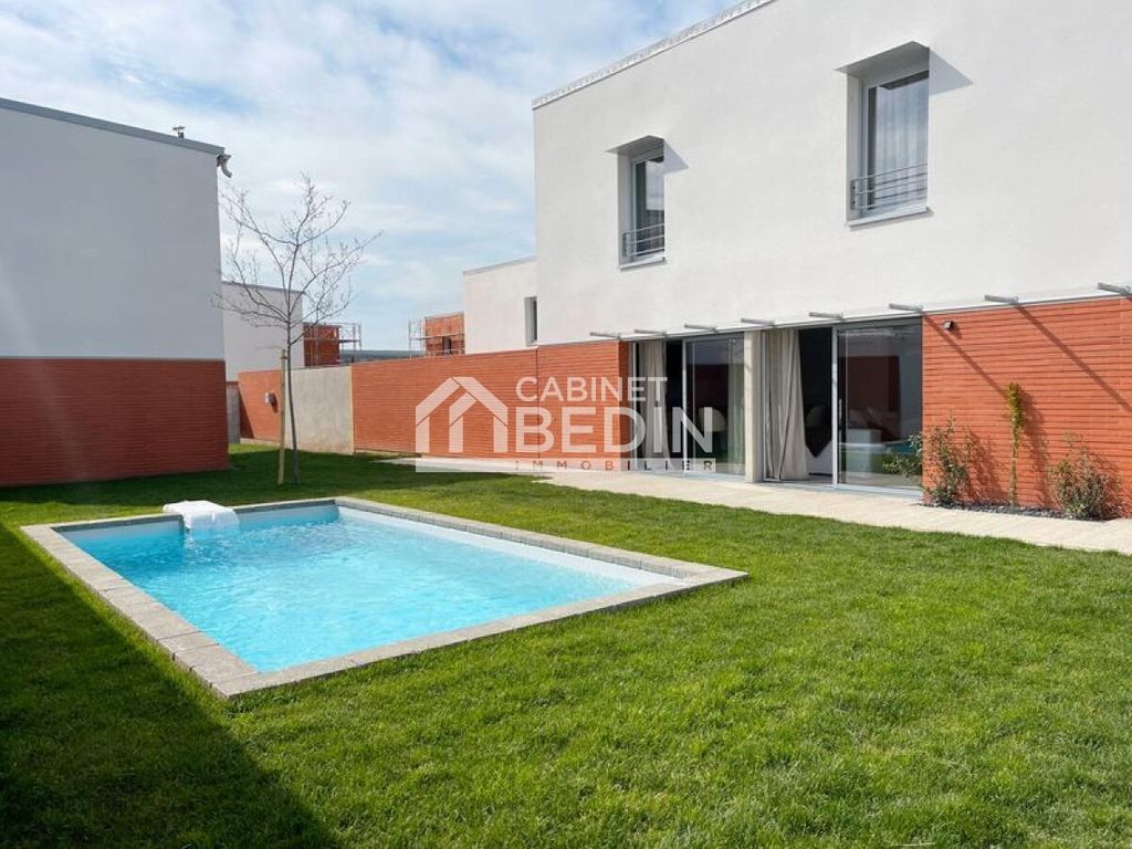 Achat maison à vendre 4 chambres 103 m² - Beauzelle