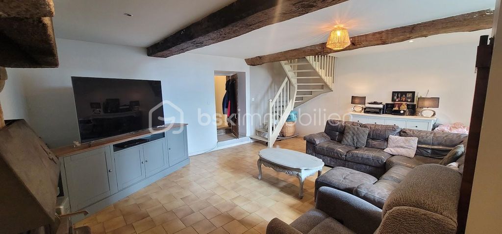 Achat maison à vendre 4 chambres 125 m² - Coëtlogon