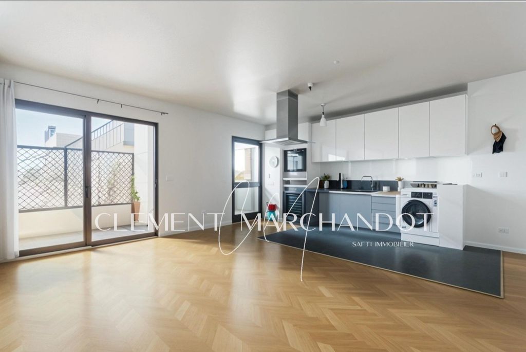 Achat appartement à vendre 3 pièces 69 m² - Levallois-Perret