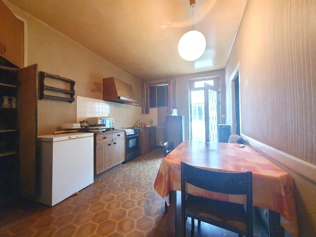 Achat maison à vendre 4 chambres 145 m² - Durdat-Larequille