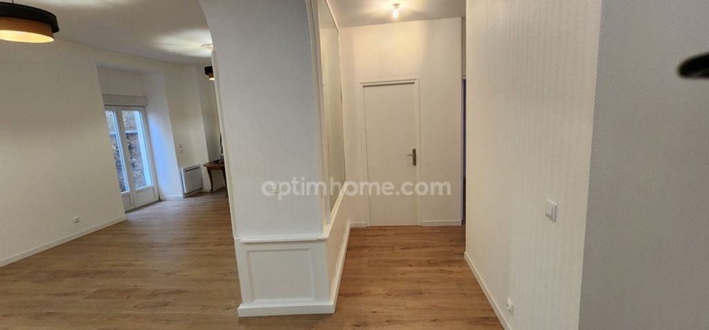 Achat maison à vendre 4 chambres 130 m² - La Châtaigneraie