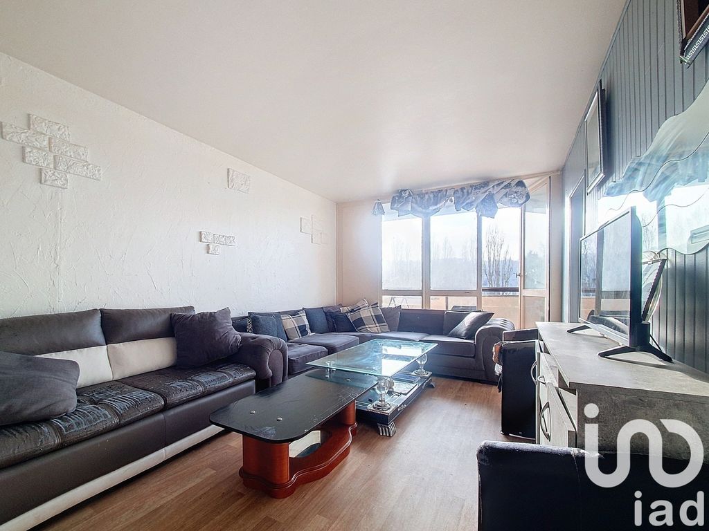 Achat appartement à vendre 4 pièces 68 m² - Clichy-sous-Bois