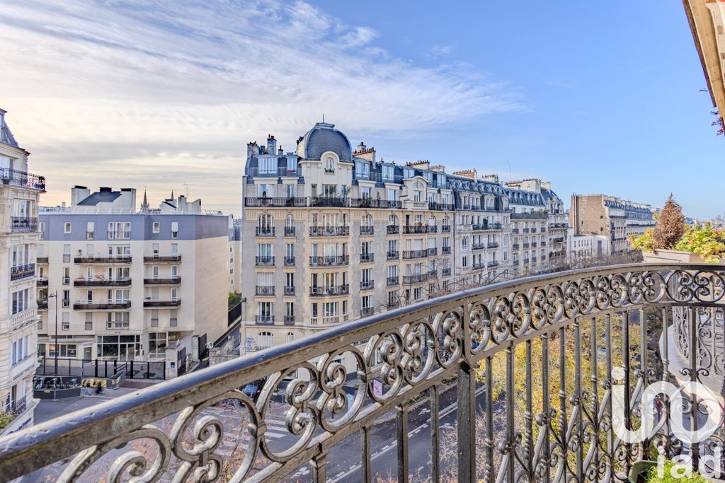 Achat appartement à vendre 5 pièces 111 m² - Paris 11ème arrondissement