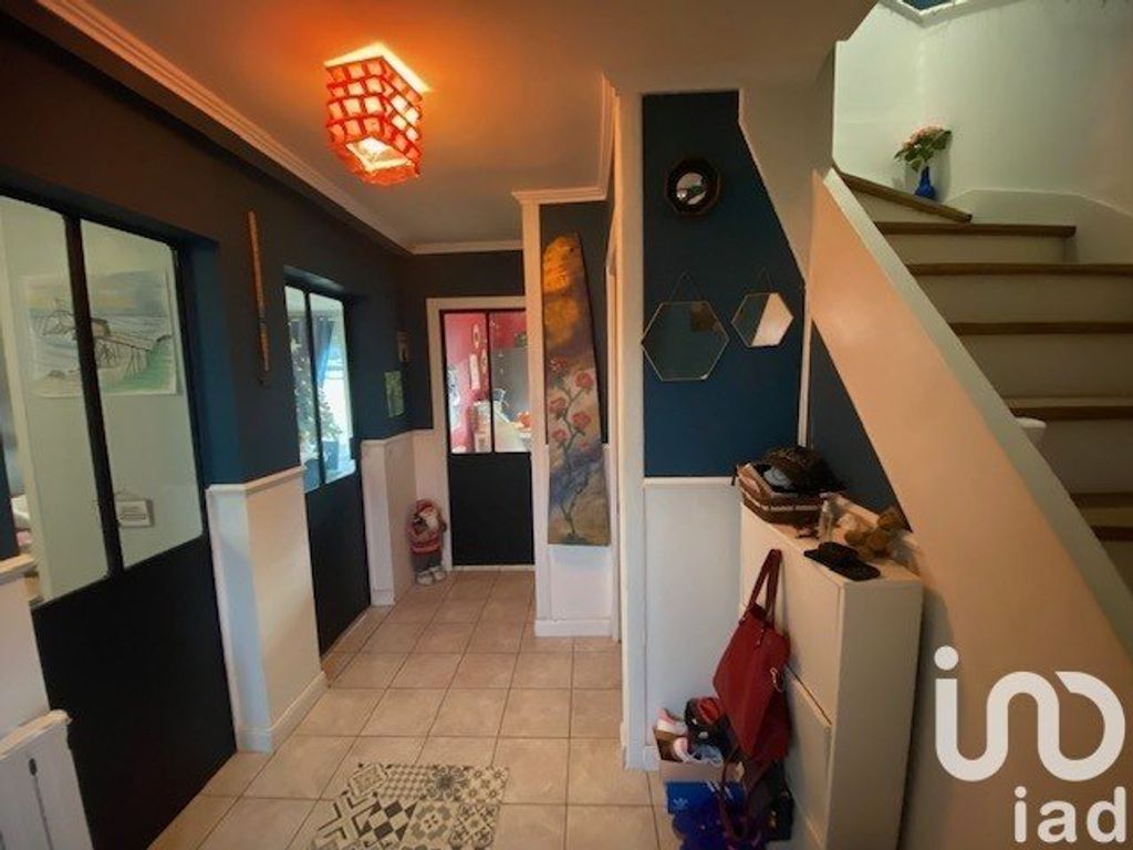 Achat maison à vendre 3 chambres 90 m² - Cuise-la-Motte