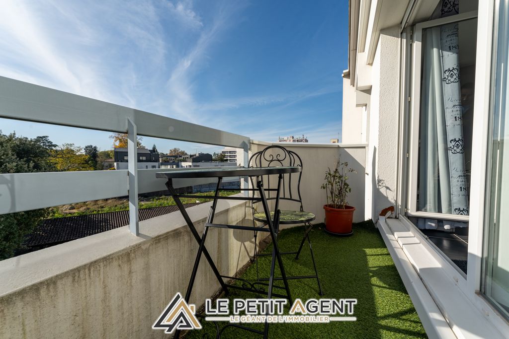 Achat appartement à vendre 3 pièces 77 m² - Le Bouscat