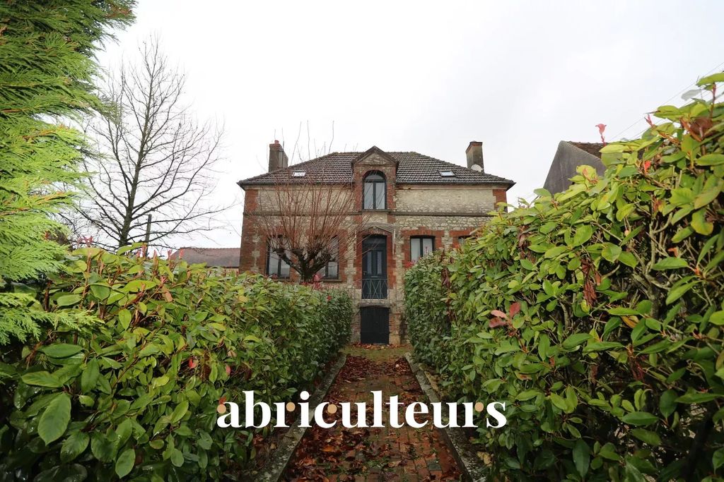 Achat maison à vendre 4 chambres 145 m² - Longueville