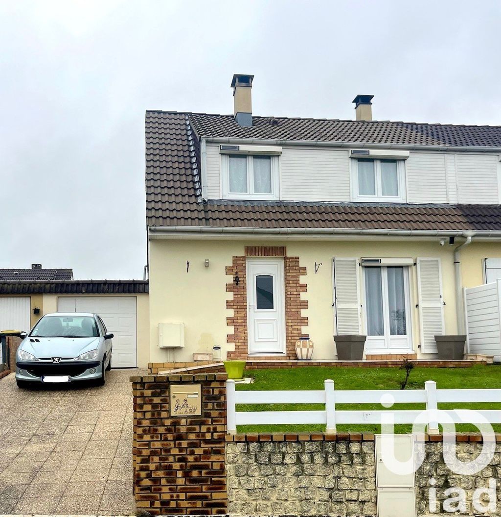 Achat maison à vendre 3 chambres 83 m² - Grand-Bourgtheroulde