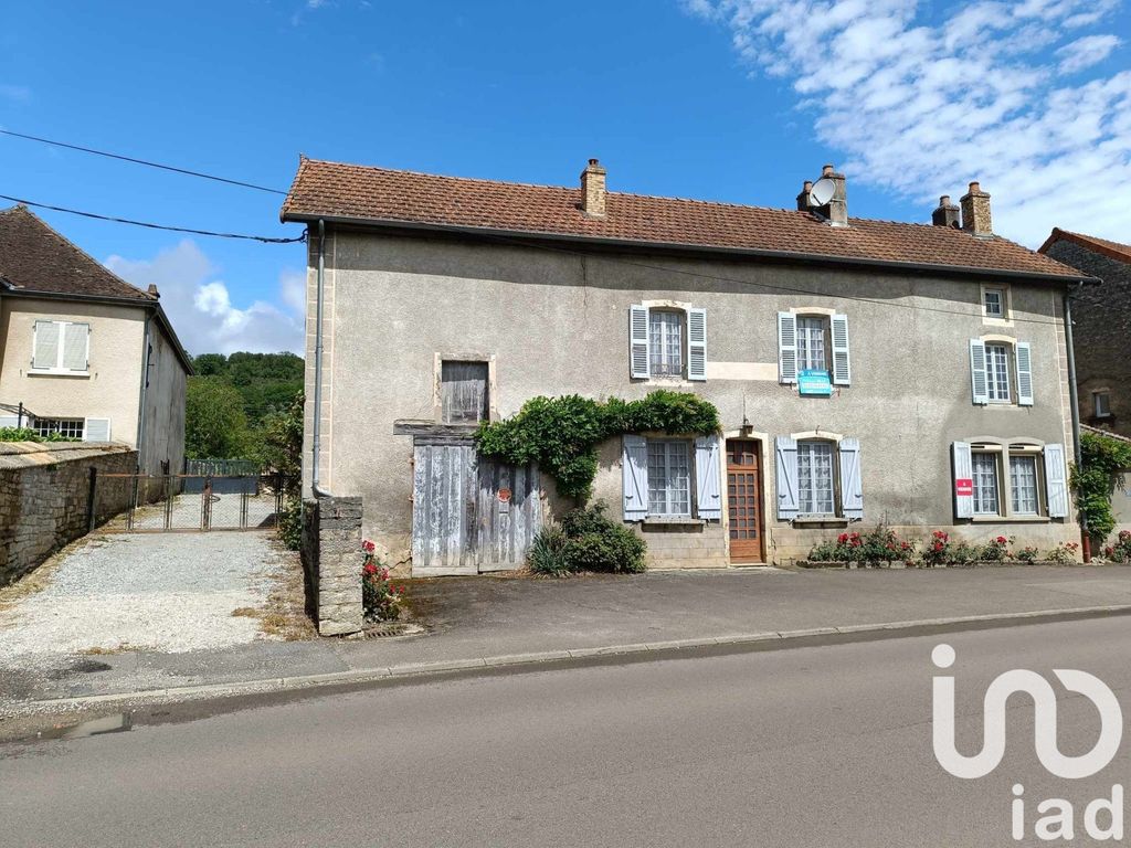 Achat maison à vendre 3 chambres 119 m² - La Rochepot