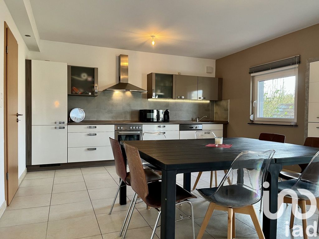 Achat appartement à vendre 4 pièces 94 m² - Hambach