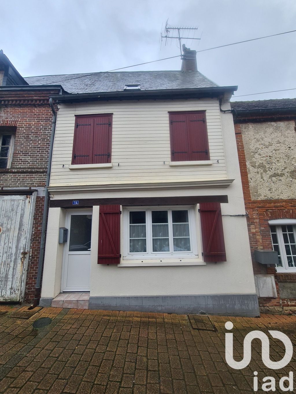 Achat maison à vendre 3 chambres 63 m² - Gaillefontaine