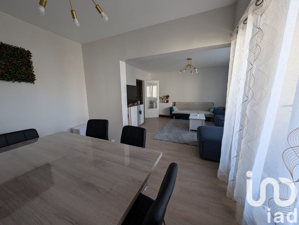 Achat appartement à vendre 5 pièces 96 m² - Arbent