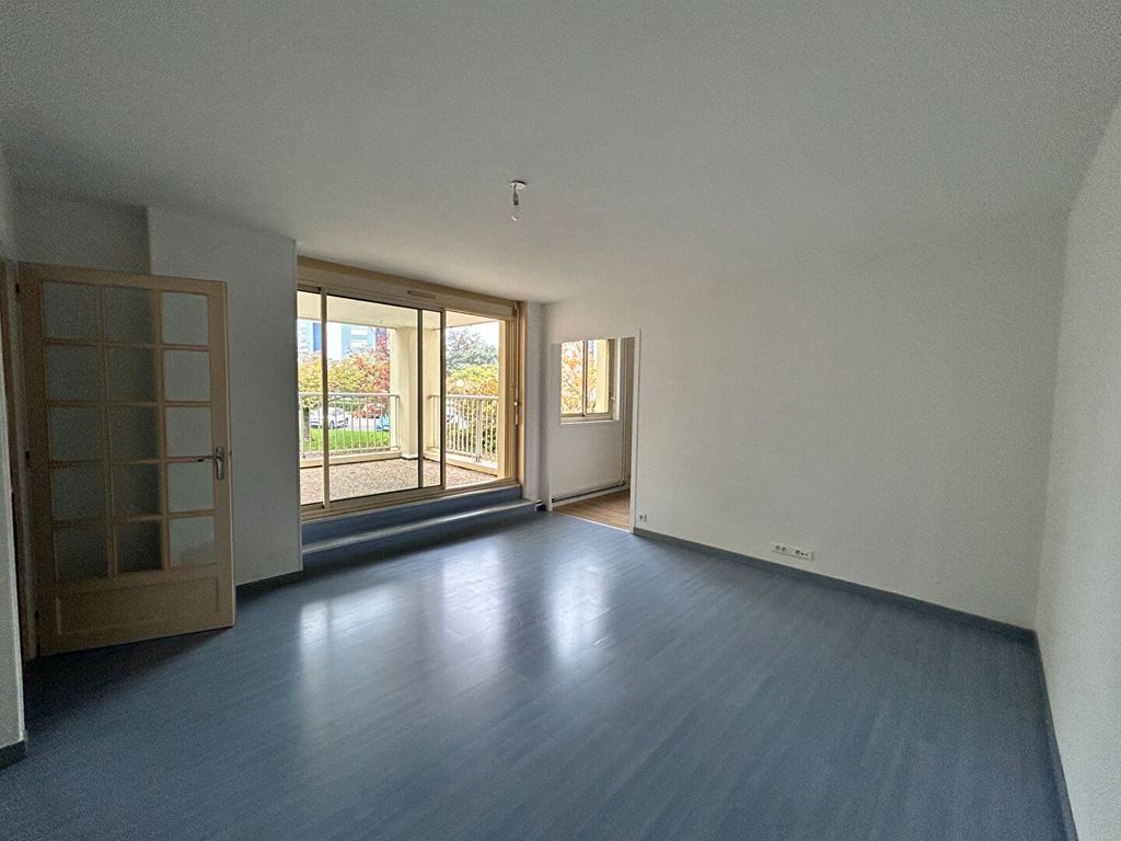 Achat appartement à vendre 4 pièces 65 m² - La Roche-sur-Yon