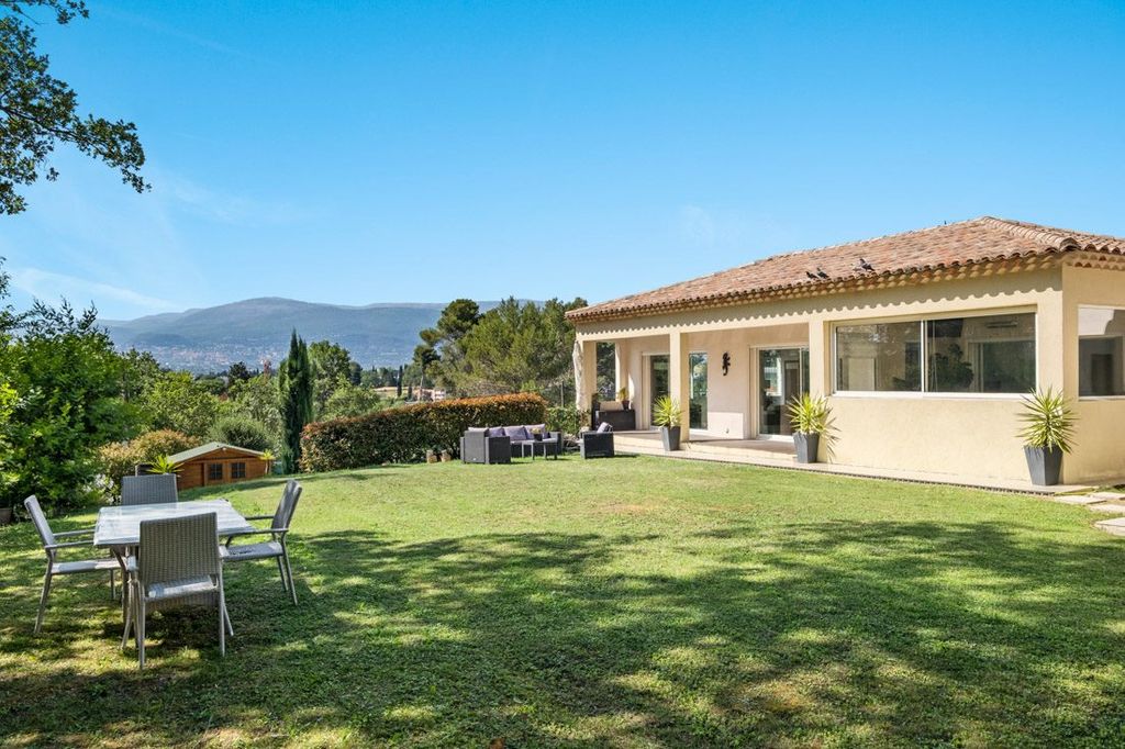 Achat maison à vendre 4 chambres 180 m² - Mougins