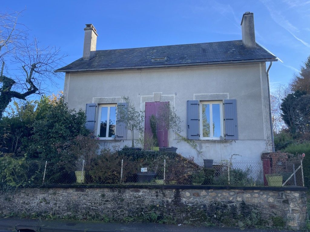 Achat maison à vendre 4 chambres 118 m² - Saint-Sornin-Lavolps