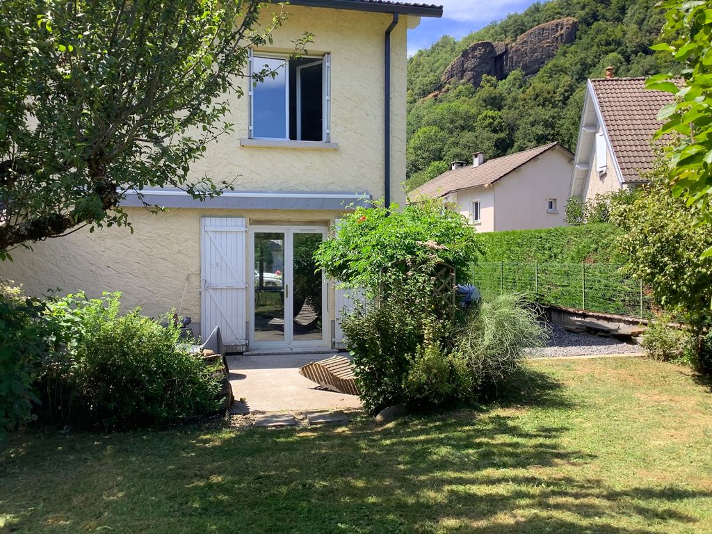 Achat maison à vendre 5 chambres 134 m² - Velzic