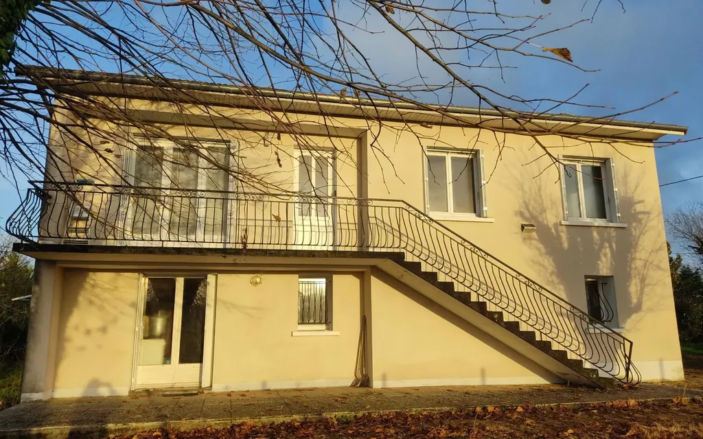 Achat maison à vendre 3 chambres 75 m² - Léguillac-de-l'Auche