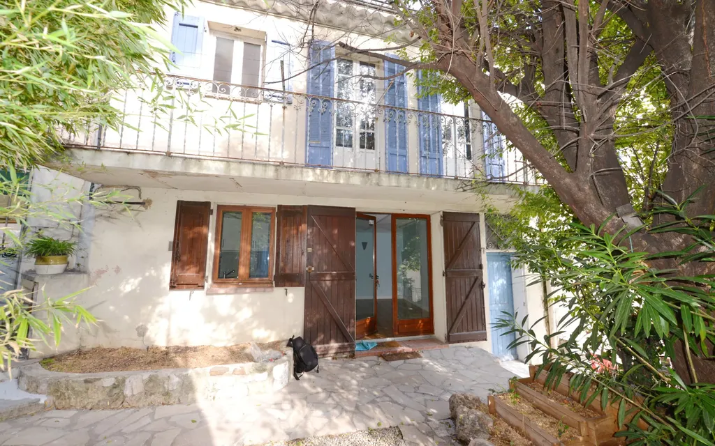 Achat appartement à vendre 3 pièces 50 m² - Grasse