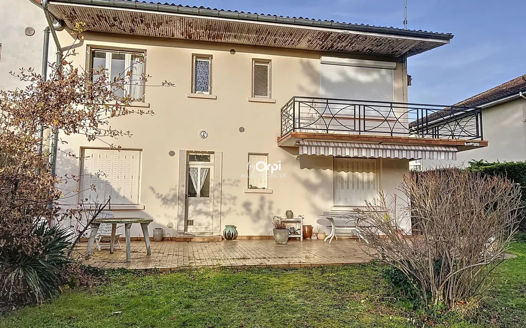 Achat maison à vendre 3 chambres 130 m² - Montluçon