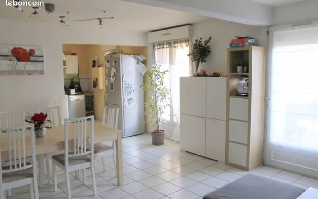 Achat appartement à vendre 4 pièces 88 m² - Châteauneuf-sur-Isère