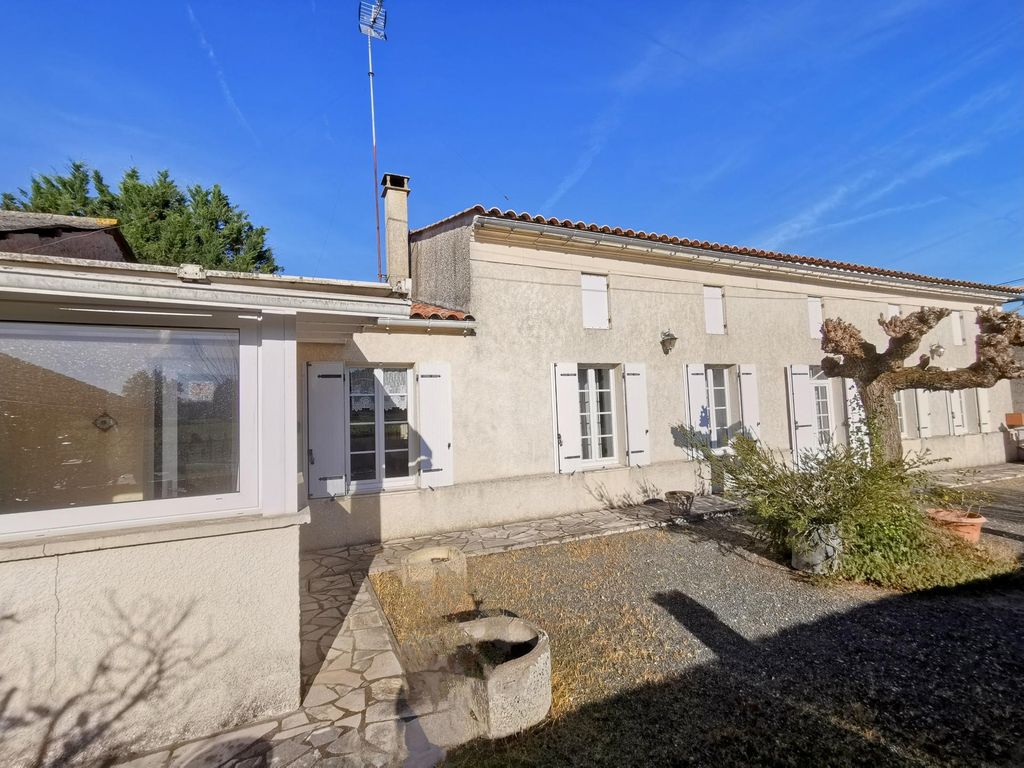 Achat maison à vendre 3 chambres 125 m² - Donnezac