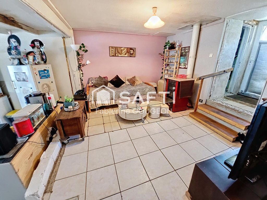 Achat maison à vendre 2 chambres 86 m² - Jussas