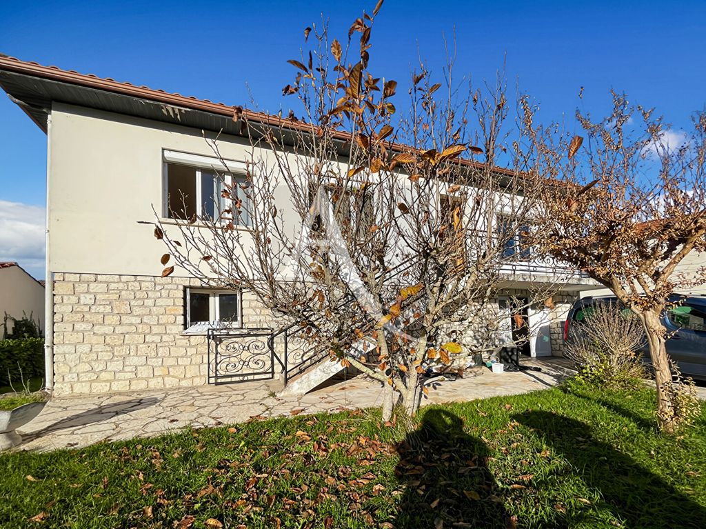 Achat maison à vendre 4 chambres 132 m² - Tournon-d'Agenais