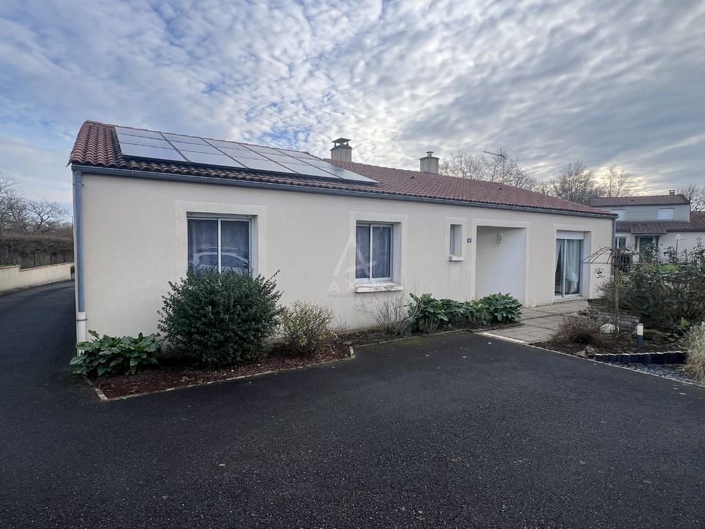 Achat maison à vendre 4 chambres 135 m² - Clisson