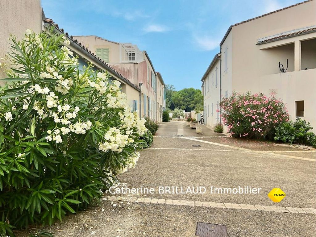 Achat appartement à vendre 2 pièces 48 m² - Saint-Martin-de-Ré