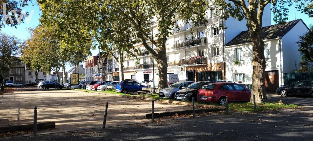 Achat maison à vendre 6 chambres 184 m² - Tours