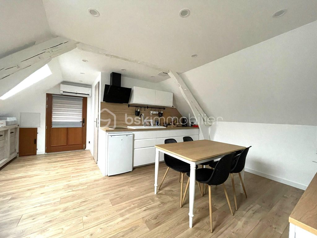 Achat maison à vendre 2 chambres 174 m² - Cheillé