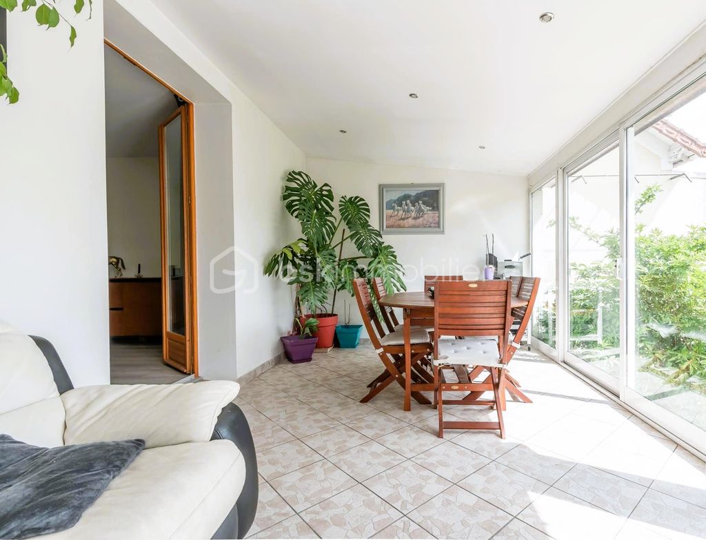 Achat maison à vendre 1 chambre 176 m² - Villiers-sur-Marne