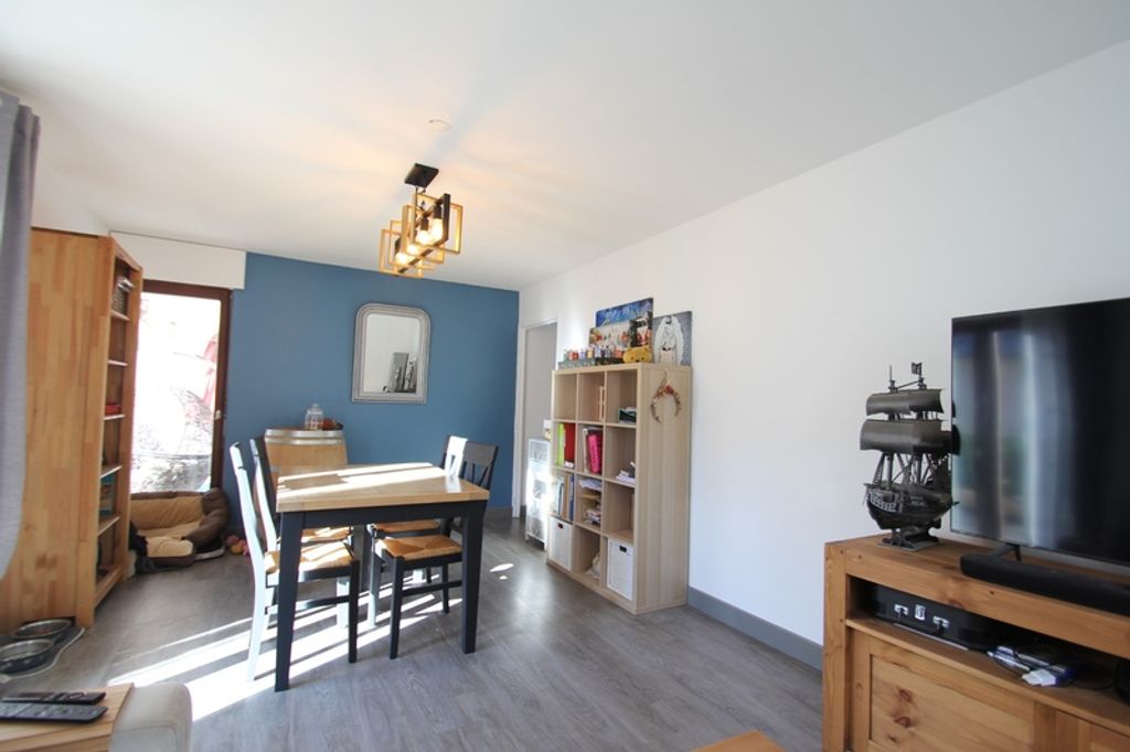 Achat appartement à vendre 3 pièces 63 m² - Thônes