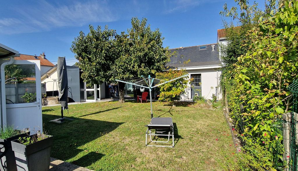 Achat maison à vendre 3 chambres 132 m² - Rezé