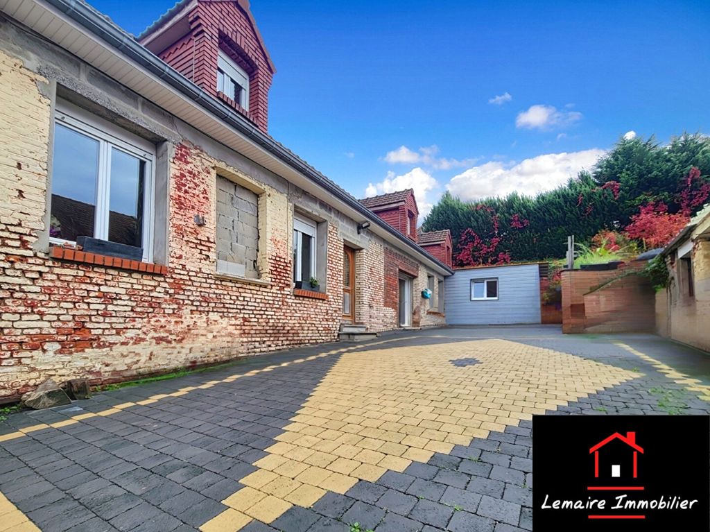 Achat maison à vendre 4 chambres 131 m² - Solesmes