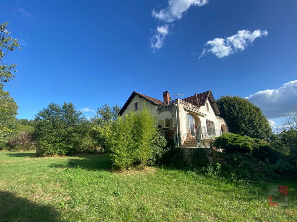 Achat maison à vendre 3 chambres 179 m² - Puy-l'Évêque