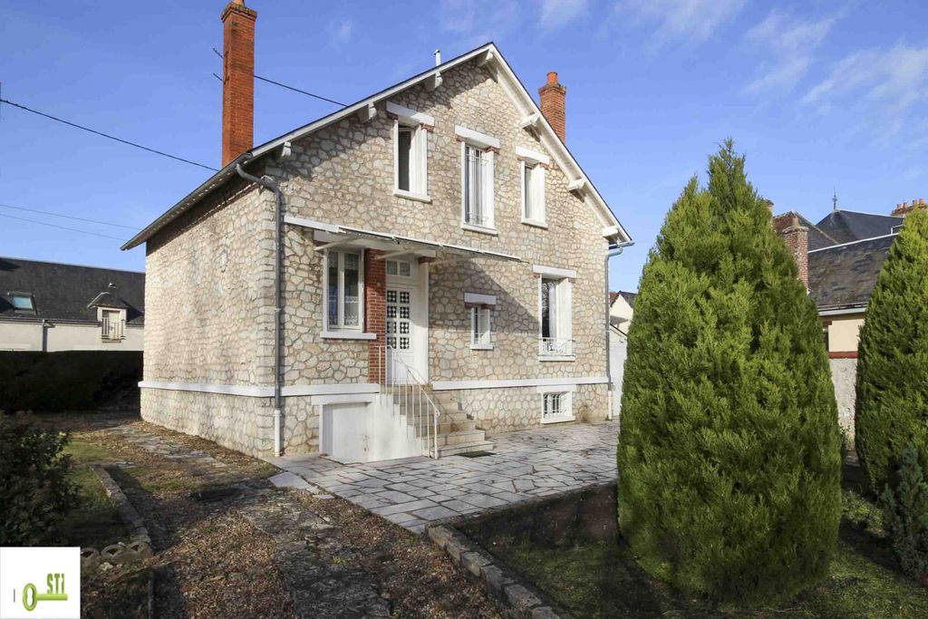 Achat maison à vendre 3 chambres 110 m² - Sainte-Geneviève-des-Bois