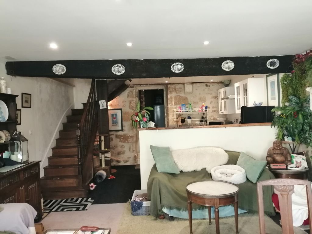 Achat maison à vendre 2 chambres 123 m² - La Rochebeaucourt-et-Argentine