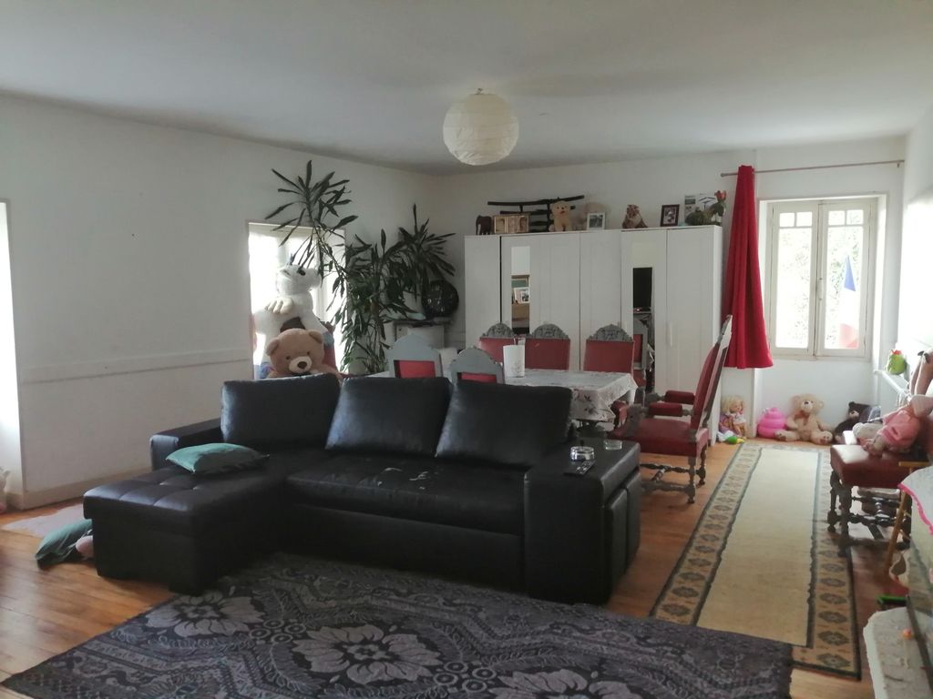 Achat maison à vendre 3 chambres 142 m² - Aubeterre-sur-Dronne