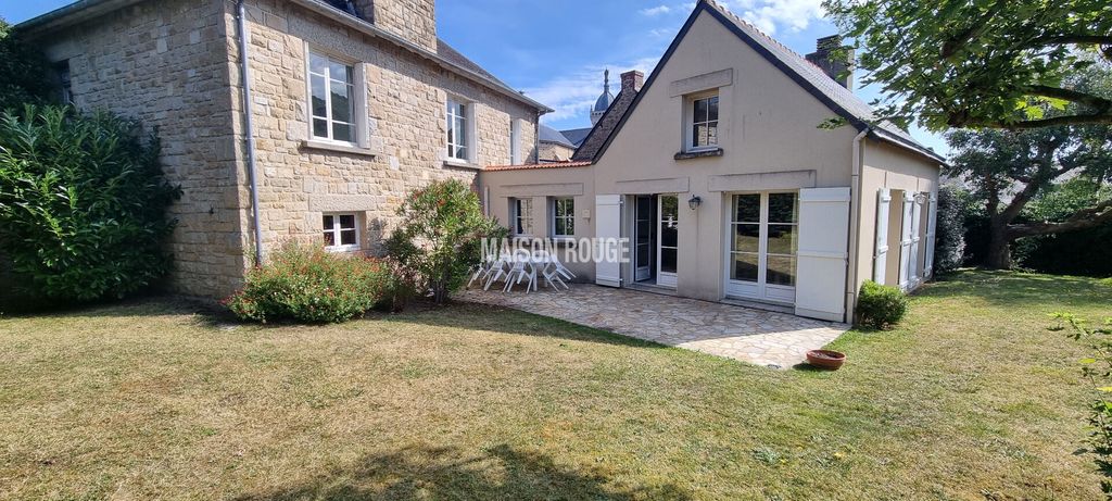 Achat maison à vendre 7 chambres 214 m² - Saint-Lunaire