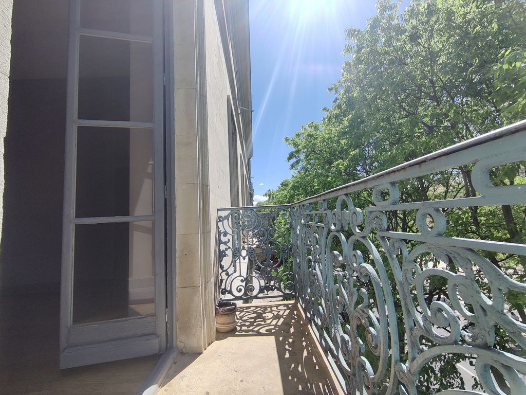 Achat appartement à vendre 3 pièces 75 m² - Nîmes