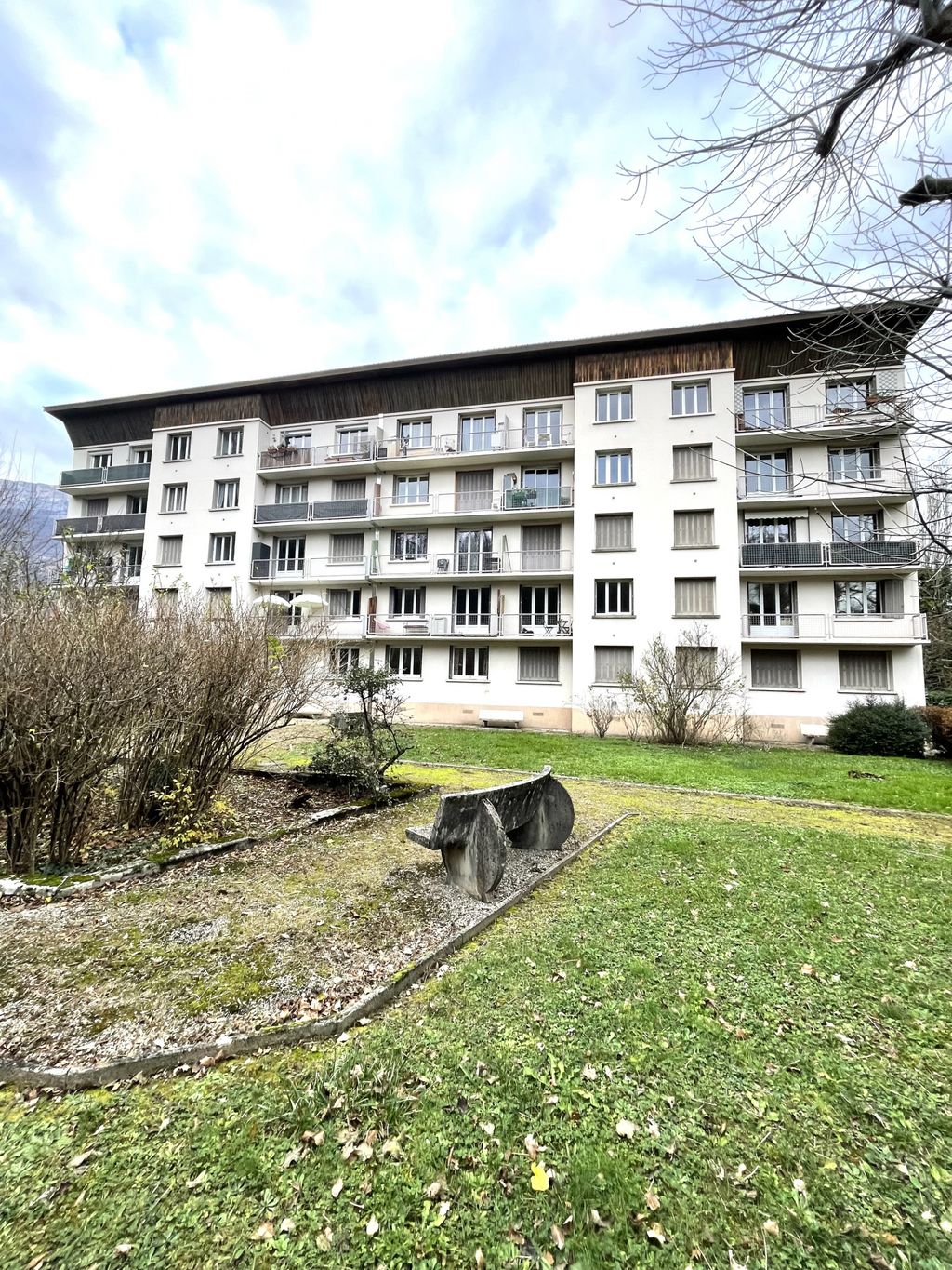 Achat appartement à vendre 4 pièces 64 m² - Claix