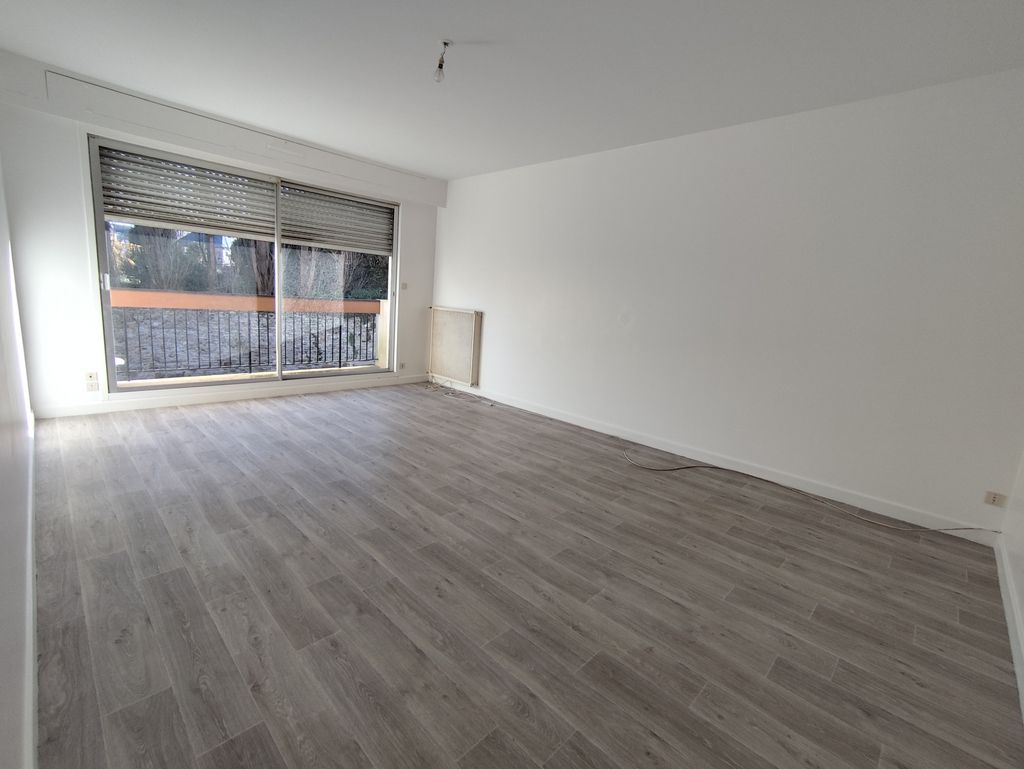 Achat appartement à vendre 2 pièces 54 m² - Lannion