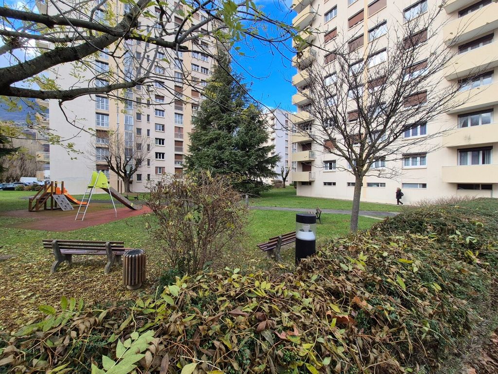 Achat appartement à vendre 2 pièces 44 m² - Seyssins